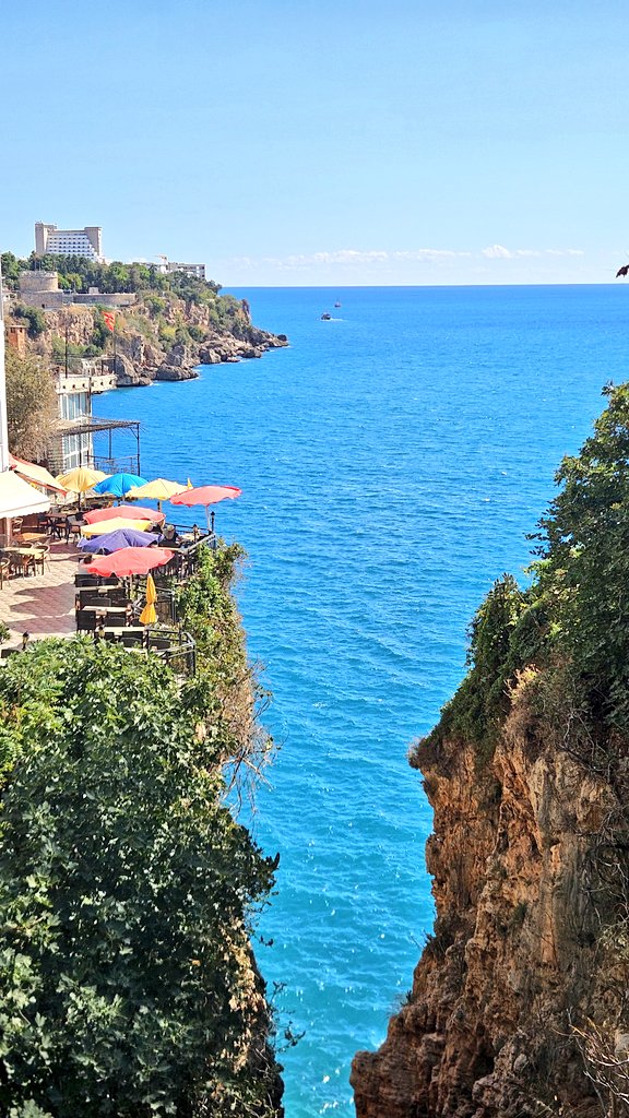 k_omn's tweet image. 