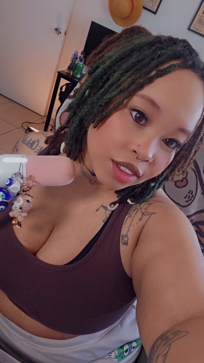 Time for a long Saturday Stream and finish Heavensward for FF14!!!

twitch.tv/mochixbear_