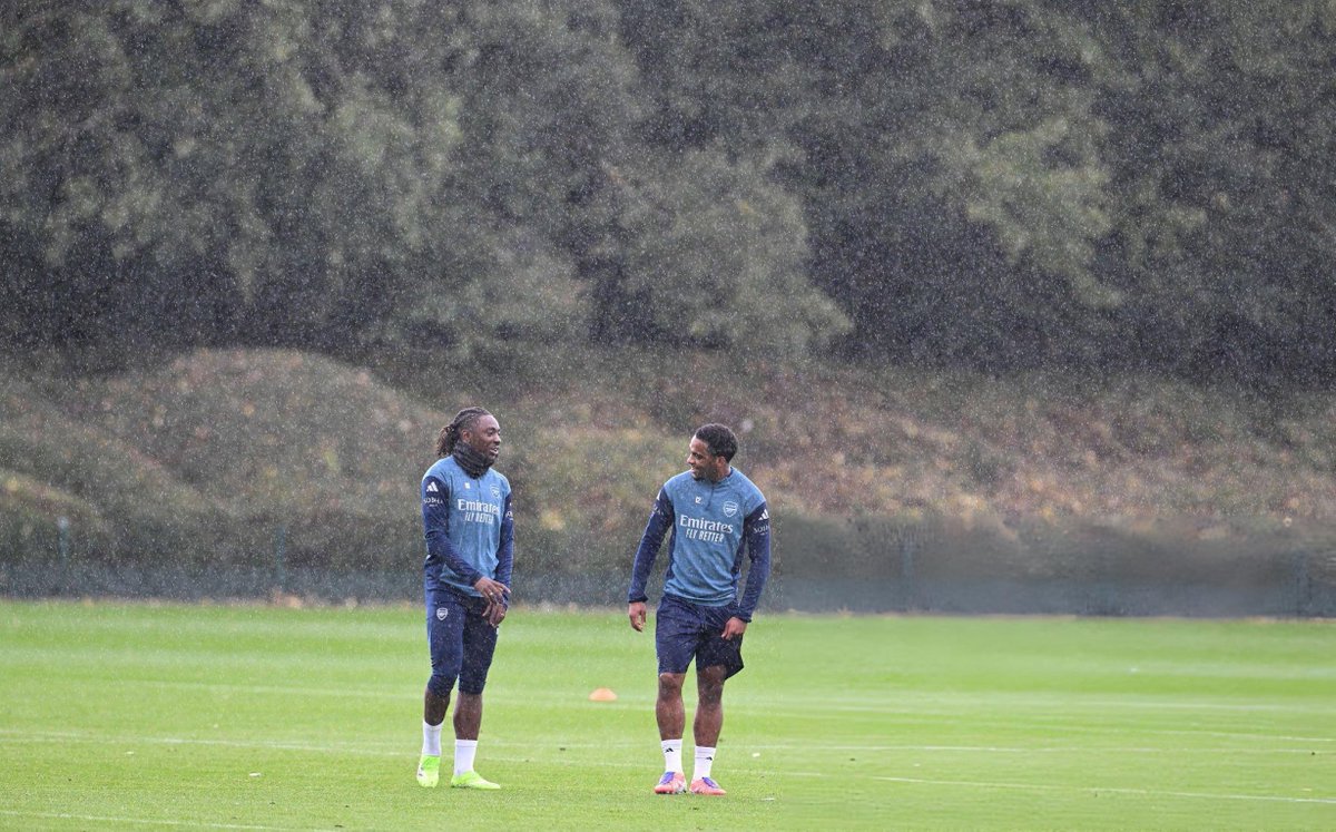 AFC Pics tweet media