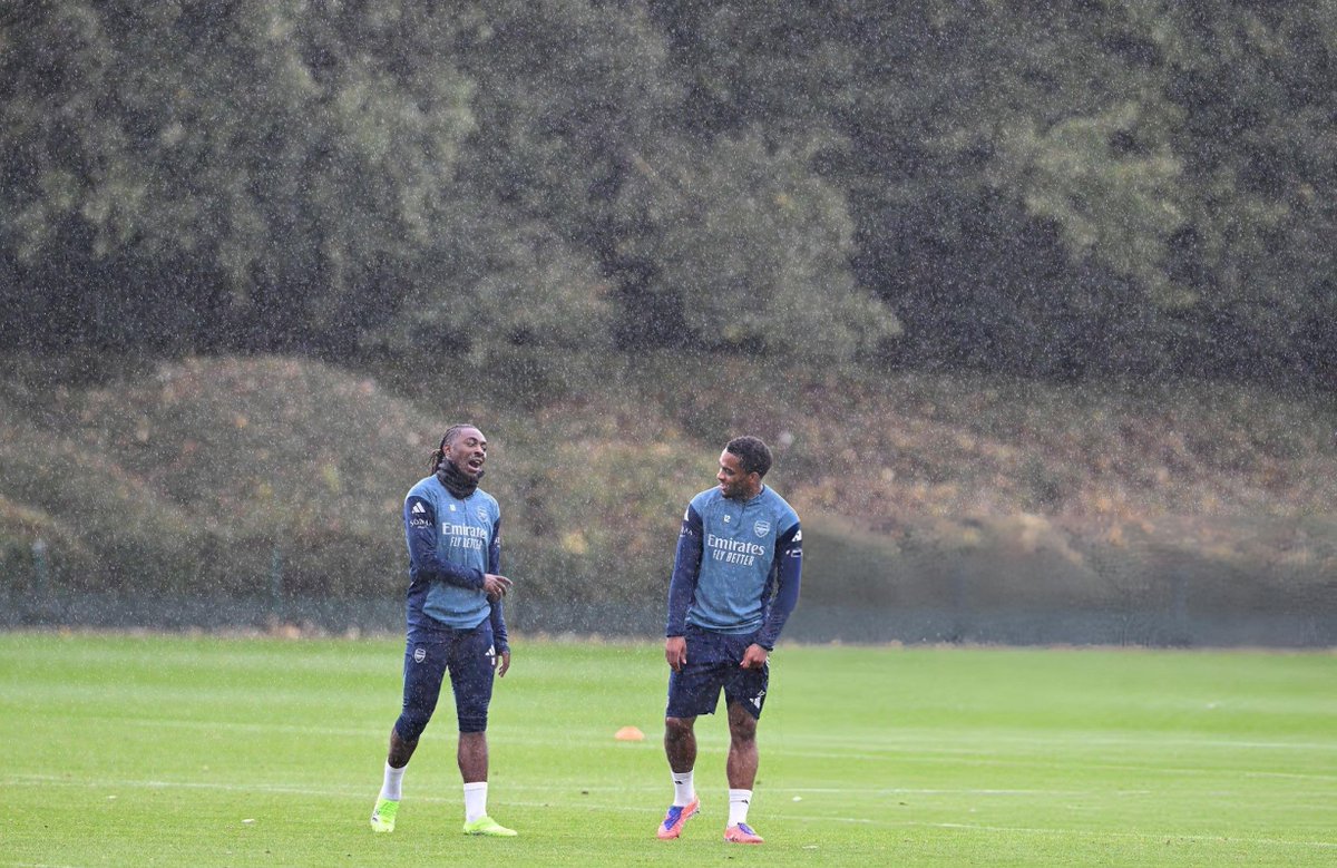 AFC Pics tweet media