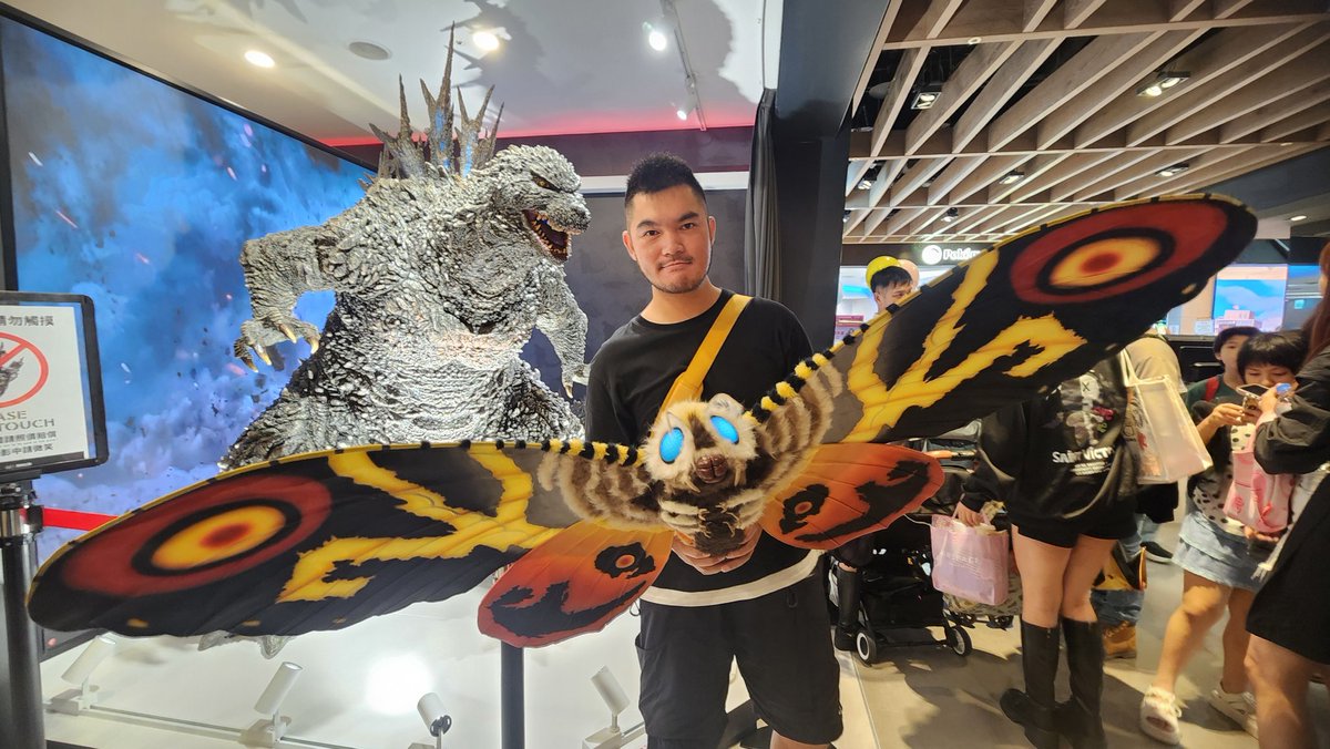 MOTHRA_WORLD (@mothra1224) on Twitter photo 