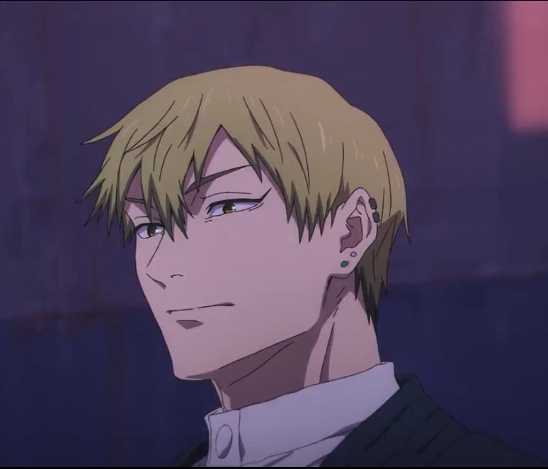 “อะไรล่ะ ตัวเอกเขาก็ต้องมาตอนท้าย ๆ เป็นปกติอยู่แล้ว“