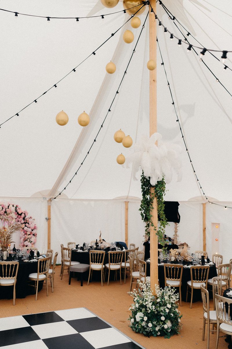 MjmMarquees's tweet photo. Up and beyond. ✨️

A beautiful Traditional Pole interior that extended into the sky, using festoon lights and balloons to draw attention. A fantastic example of how to use the available space to its full potential. 

#marqueehire | #weddings https://t.co/bniKdEg8ZM
