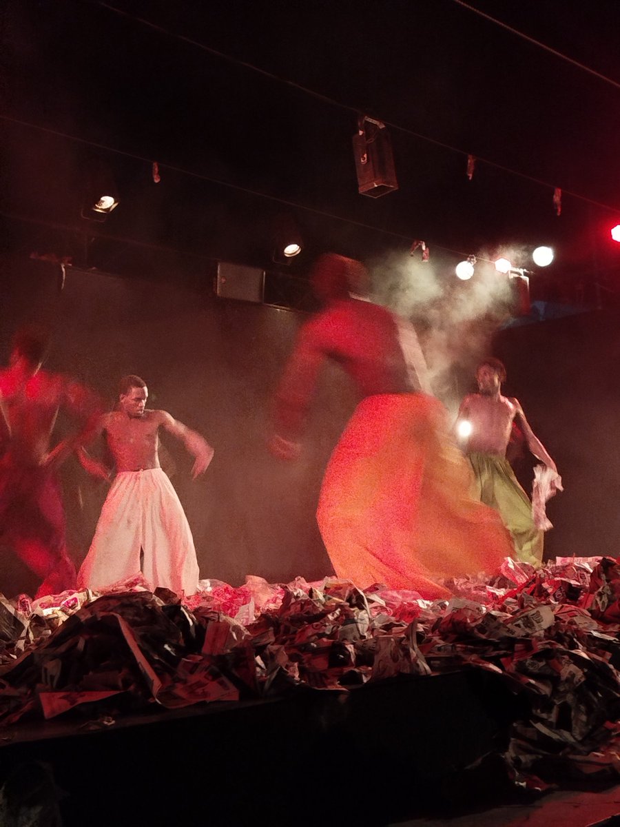 juniorfree01's tweet image. #demdem