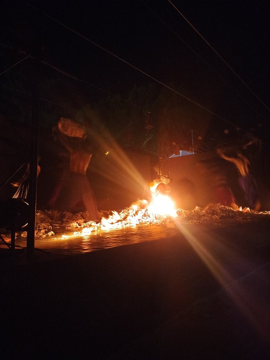 juniorfree01's tweet image. #demdem