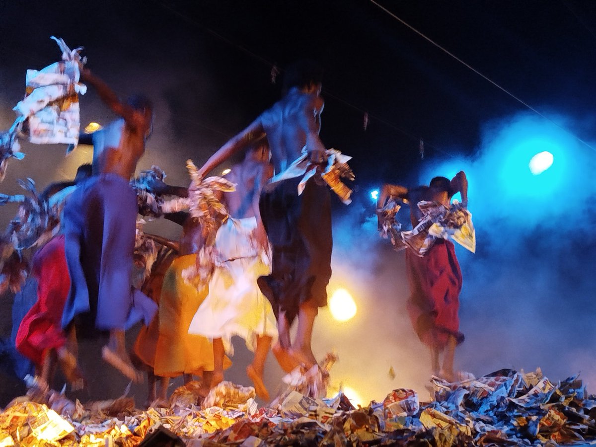 juniorfree01's tweet image. #demdem