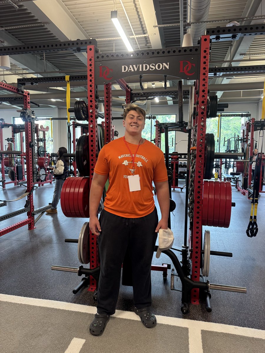 Had a great time at Davidson today
<a href="/Coach_Thakkar/">Saj Thakkar</a> <a href="/CoachKKennedy/">Keegan Kennedy</a> <a href="/CoachQSuber/">Quinn Suber</a> <a href="/_CoachCook/">Coach Andre Cook 🤘🏾</a> <a href="/mowings96/">Coach Owings</a> <a href="/CoachRay59/">Raymond Brown</a> <a href="/Mauldin_Athl/">MAV LAND Athletics 🐂</a>