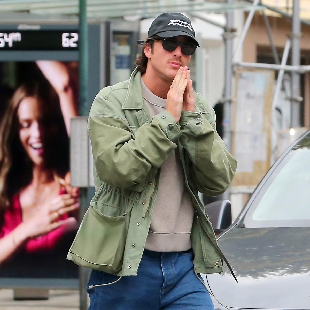 Che si están en IG vayan a seguirme porfa pues me ayuda mucho a crecer en mi laburo (es ridículo el peso que tiene la cantidad de seguidores para las distribuidoras). Le prometo que posteo cosas interesantes  y además es bastante distinto el contenido: instagram.com/capitanamardel