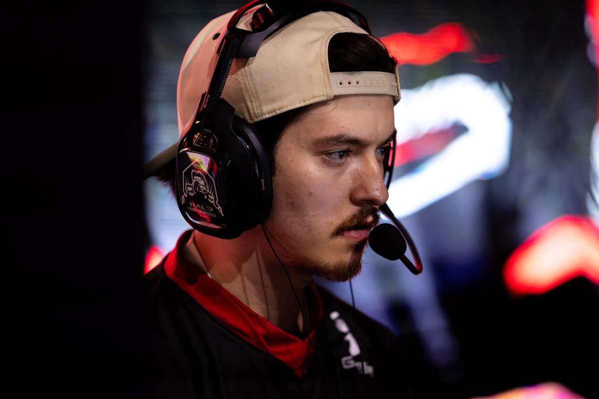 ComplexityHalo tweet media