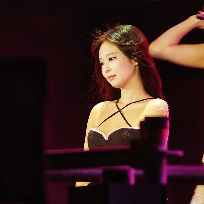 jennie (@jnkzip) on Twitter photo 