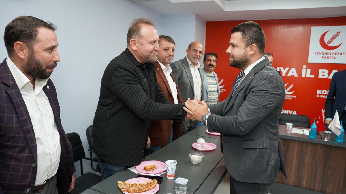 Konya teşkilatımızla il binamızda bir araya gelerek yaklaşan il kongremiz ve 3. Olağan Büyük Kongremiz üzerine verimli ve samimi bir istişare gerçekleştirdik. İnancımız tam, hazırlıklarımız hızla devam ediyor.