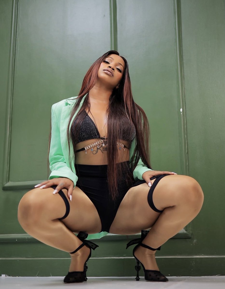 Eeeeeh Queen 🤔🤔🤔