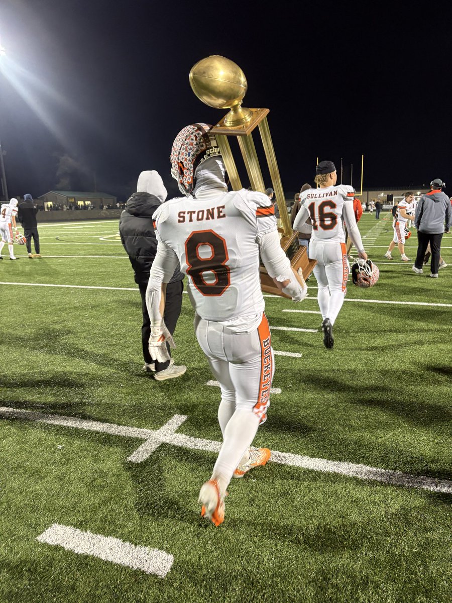 walkerNYsports8's tweet image. Perfect season. 10-0. 
TVC-Ohio Champs. 🏆

Secured it on Athens turf — this one’s for our town.

All glory to God and that front 5

#CO27 #BuiltNotBought #GodsPlan
@carl_blalock21 
@HigginsJ32 
@austin_g10 
@aalecthompsonn 
@WillOdenthal
