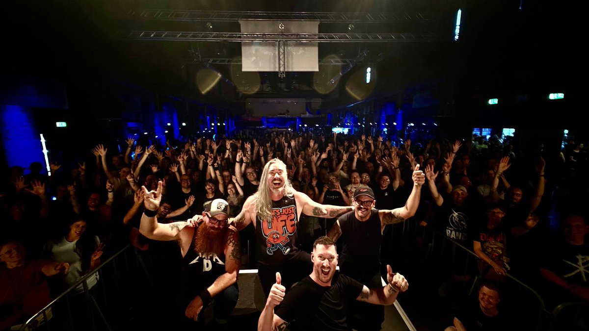 It was great having <a href="/NateParrish4/">NateParrish</a>  back on The Antidote for a fresh talk and for a deep dive into his new album, "Make Me A Mountain". Hear it on all the stations found on the Effect Radio network. <a href="/followers/">はうはう</a> Live stream Sat October 25 at 10 PM Pacific. effectradio.com