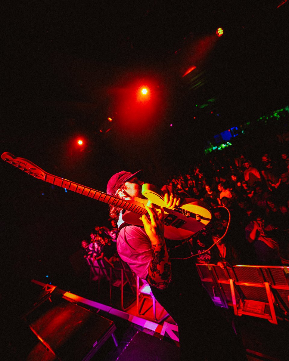 acresuk's tweet photo. Cincinnati knows what’s up! Thanks for checking us out. Lakewood tonight. Ohio is for moshers. Let’s go 

Photos: @sleep_breaker_ https://t.co/LF5aOOb3ZP