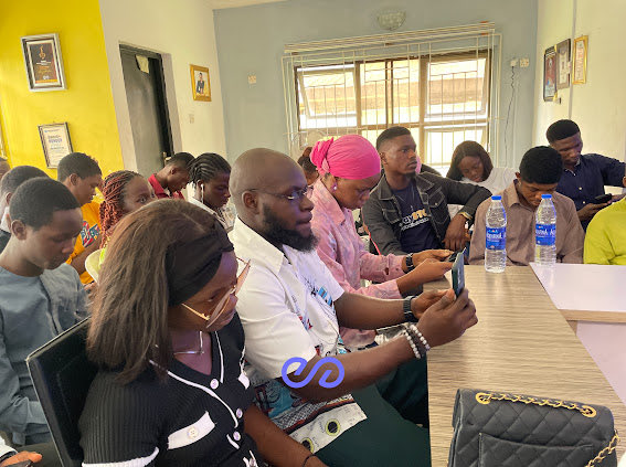 DePINAfricaHQ's tweet photo. The @peaq DePIN Workshop organized by @peaqambassadors in Calabar was a truly inspiring!

Here are a few highlights:

• Introduced DePIN in a simple and clear way that everyone could follow.

• Helped many people understand how peaq creates real opportunities.

• Onboarded new users into the peaq ecosystem on the spot using @silencioNetwork 

• Sparked interest from builders and young talents ready to explore DePIN.

• Created a strong first step for growing DePIN awareness in Calabar.

Thank you to everyone who joined and contributed. You made this event special.