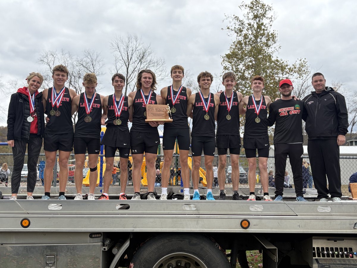 BobGreenburg's tweet photo. WIN CITIES!!
Congratulations to Lakeview Boys Cross Country-District 10 1A Cross Country Champions!!🏆
@RHarold21 https://t.co/ZH5P6vyXoo