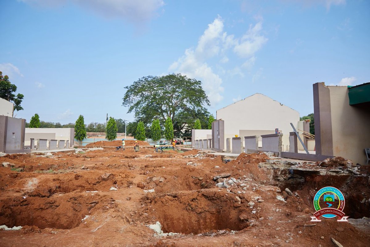 The SRC President, H.E. Abdulai Adjei Zakaria, paid a working visit to the construction site of the new Pavilion Block, a modern two-storey facility set to feature over 20 offices, a 1,200-capacity lecture hall, an elevator, and an off-campus learning area.

#Uenrsrc