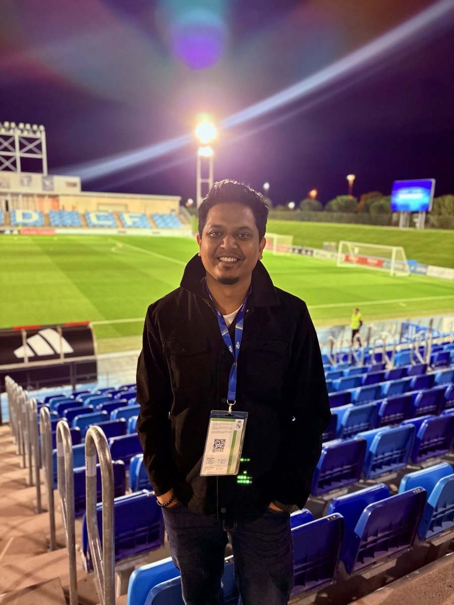 MHassanFootball's tweet image. A touch emotional right now. I am at THE Estadio Alfredo Di Stefano, covering Castilla vs Aviles for @managingmadrid tonight. This stadium has a special place in my heart. This is the home of the 34th LaLiga title. This was Real Madrid’s home during covid. Zidane’s last trophy as…