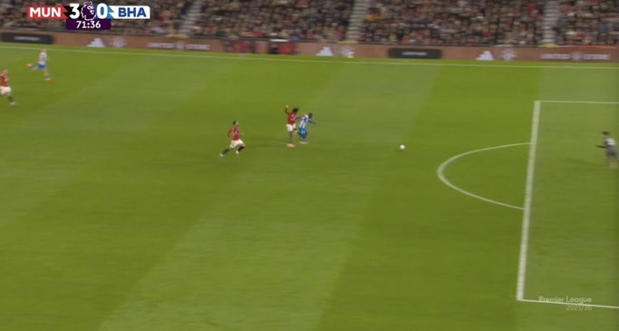 ManUnitedMedia's tweet image. Look at where the free kick was taken from compared to where the foul occurred. The referee has had a shocker today.