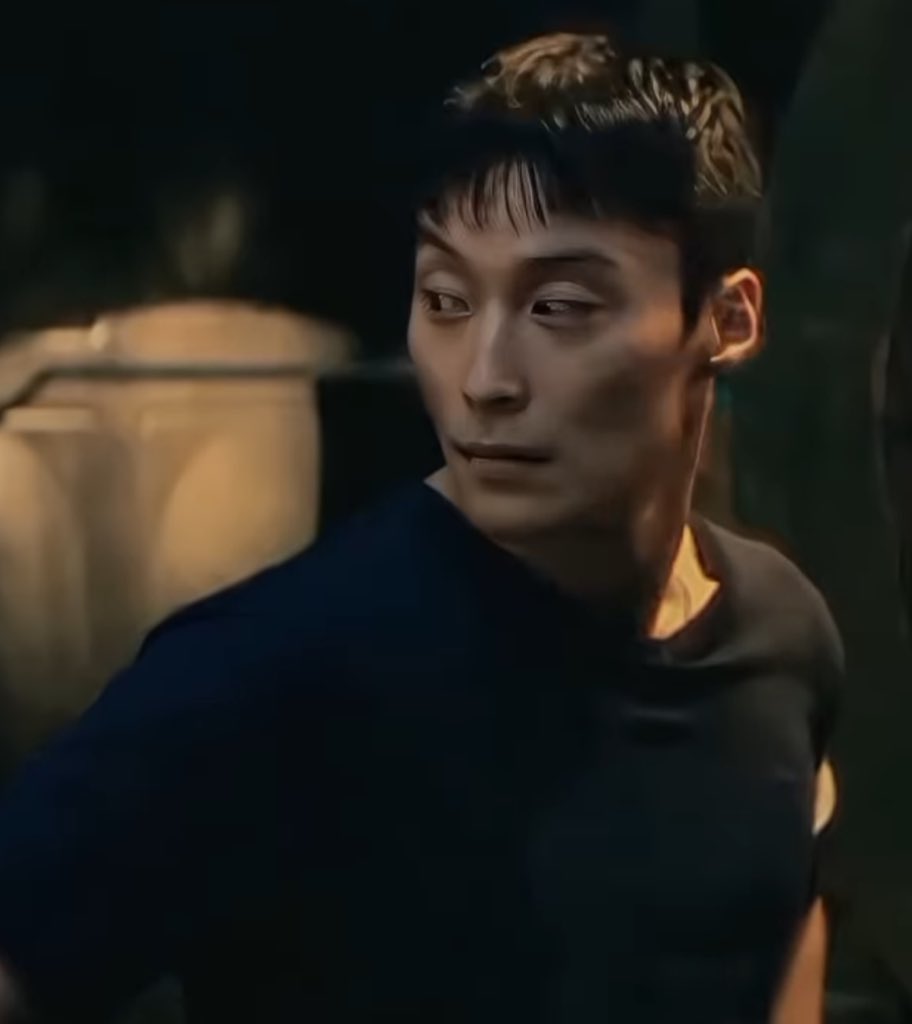 🔞약약약약약
먼저 안달 난 유사 보고픔 
항상 먼저 안달 나는 사람은
강석찬이었는데

몇 주 동안 훈련가서 집 안에는
자기밖에 없고 ㅅㄹ하기 전이라
성욕이 미친 듯이 차오르는 상태인 유사는 
혼자서 해결을 해보려고 해도
여운은 잠깐일 뿐이고 아무 소득이 없었겠지