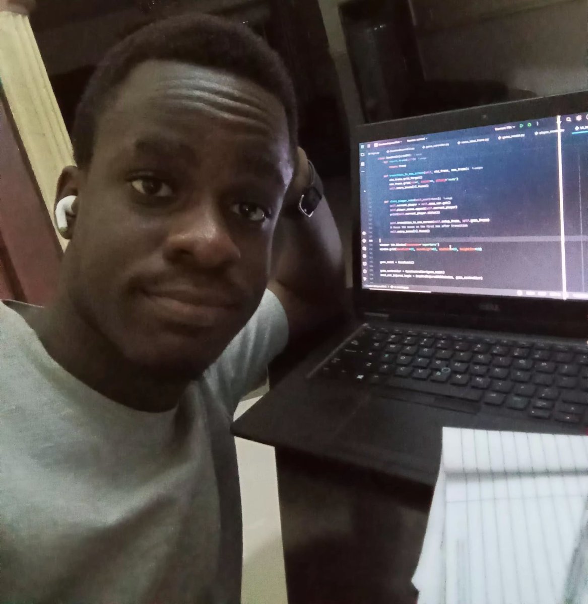 DonaldXoftDev's tweet image. Day 65 #100DaysOfCode reboot streak 
been coding since morning 😌
still have the energy to grind till midnight then I get to take the  Sunday off 😅 
every challenge is a step towards my goal ✨️
#pythonlearning #developer #backenddevloper #SoftwareEngineering