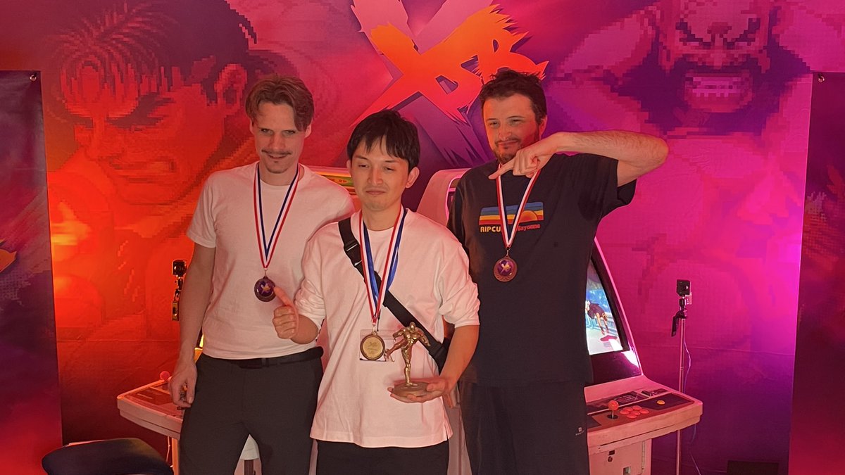 dr16bits's tweet image. Jour 1 du XSB terminé!!! La suite demain ! @X_Street_Battle