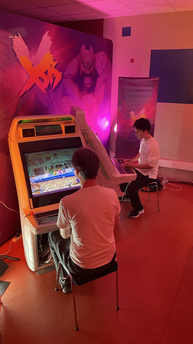 dr16bits's tweet image. Jour 1 du XSB terminé!!! La suite demain ! @X_Street_Battle