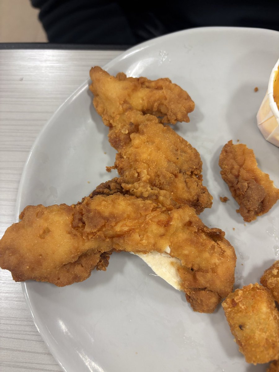 Wh1teBr1an's tweet image. #chickentender #fortnite