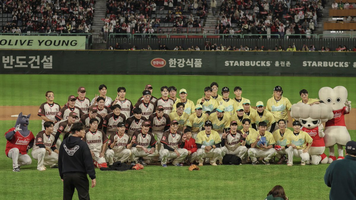 미우나고우나 우리 팀
랜더스 많이 사랑합니다…ㅠ‿ㅠ💗
#ssg랜더스