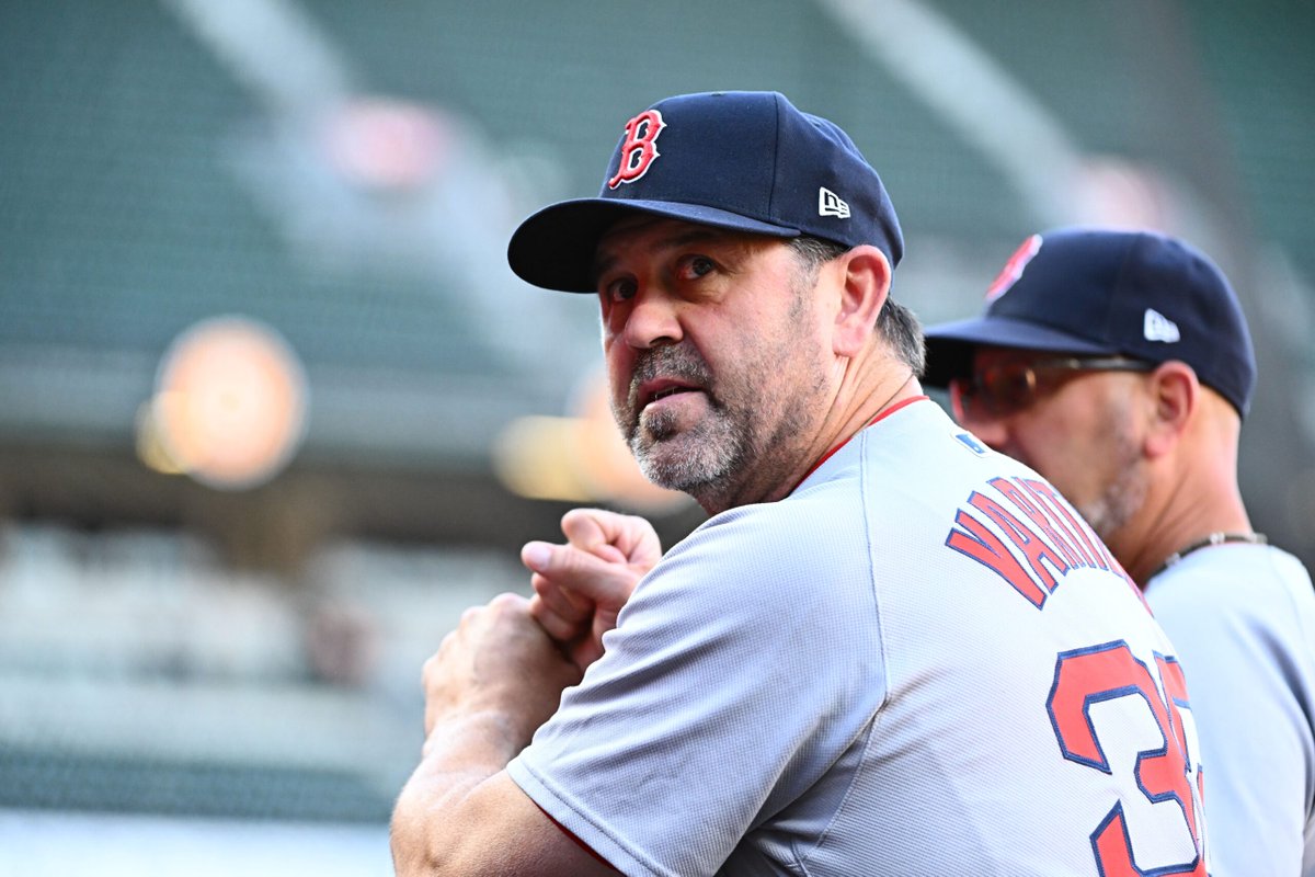 mlbtraderumors's tweet photo. Jason Varitek To Return To Red Sox Coaching Staff https://t.co/TfV73g1oX8 https://t.co/7SGEj9l1EC
