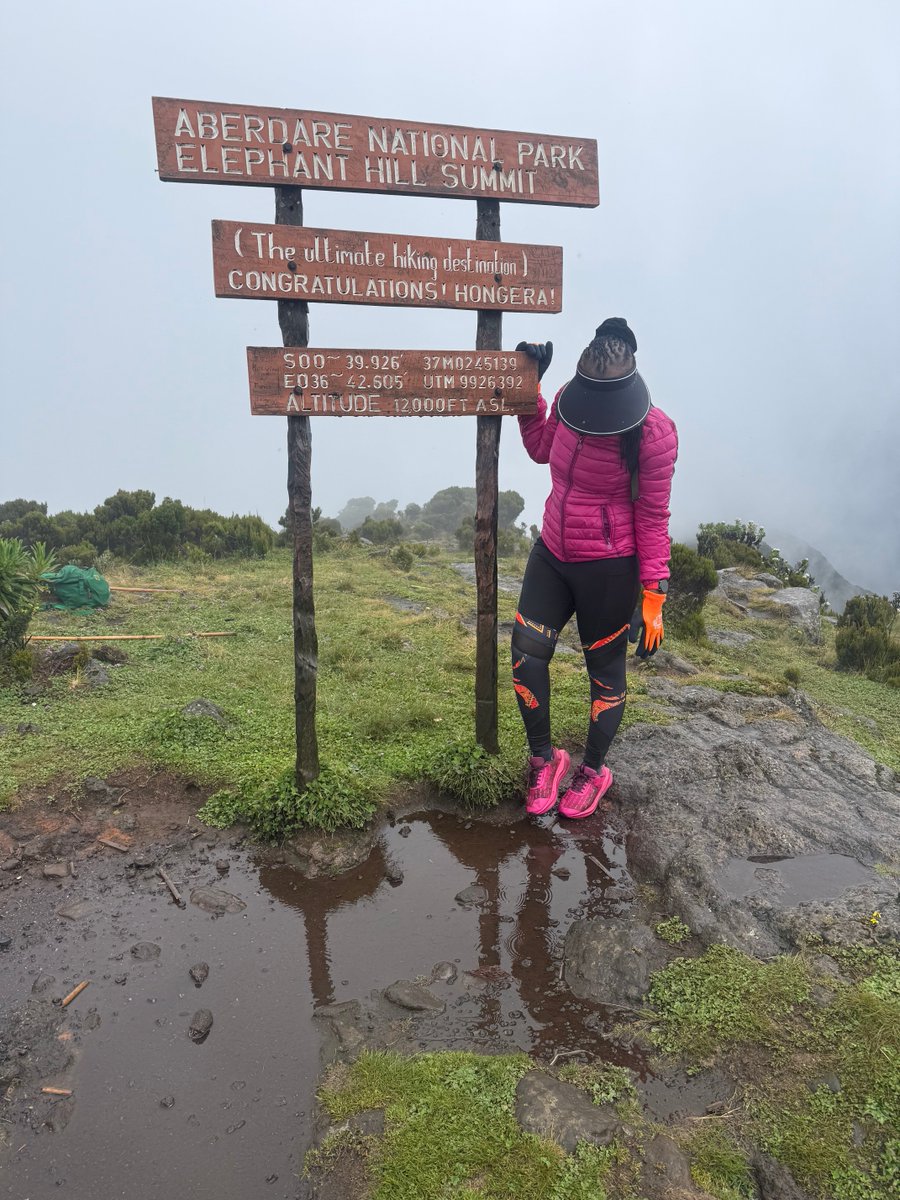 Violetotina's tweet image. Elephant hills is such a toxic hiking spot😭I was rained on ,I slid and fell so many times i lost count 🥹! Eniwez ,I did a 19km hike today and had a hot chai dawa #Hiker #fitbabe and ⁦@winekenobi_⁩ you are banned from planning our adventures going forward 🥹😂