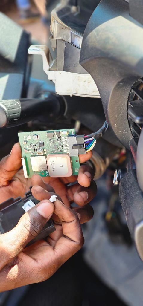 Fms_Africaltd's tweet photo. Transform your fleet operations this weekend! Our cutting-edge fleet monitoring solutions help you streamline routes, cut fuel costs, and boost productivity. https://t.co/6cwKSB349d