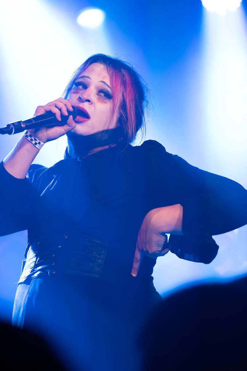 SEATTLE! The grand finale of our west coast tour with THD is tonight at <a href="/ElCorazonSEA/">elcorazonsea</a>. The show is SOLD OUT, so if you got a ticket we’re looking forward to getting weird with you tonight. See you soon! 
📷: Julie Kobin