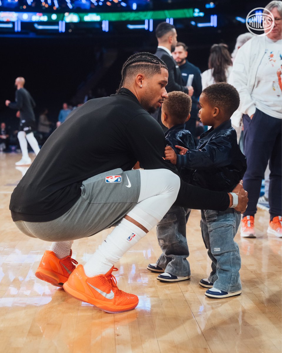 it’s a family affair at @TheGarden 🧡💙
