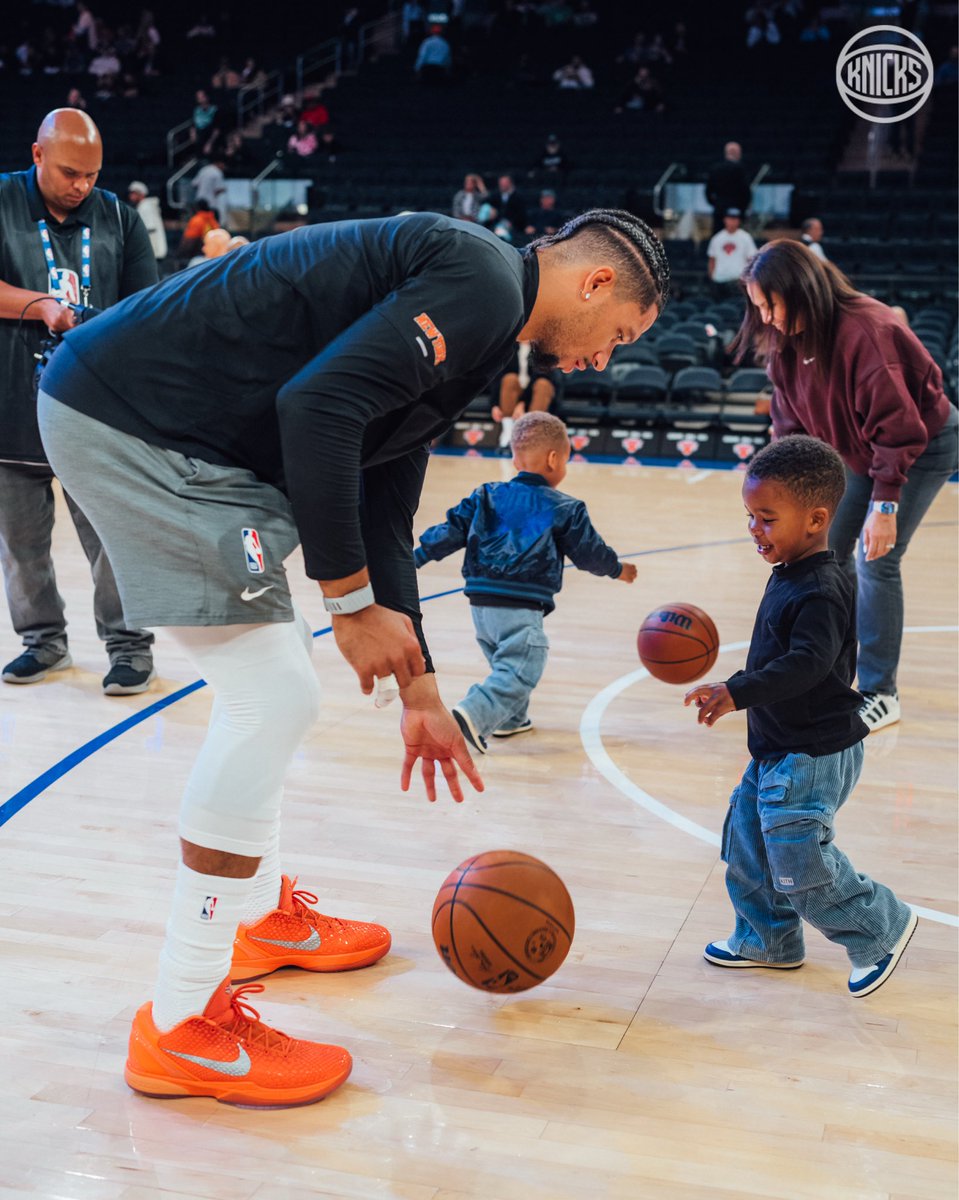 NEW YORK KNICKS tweet media