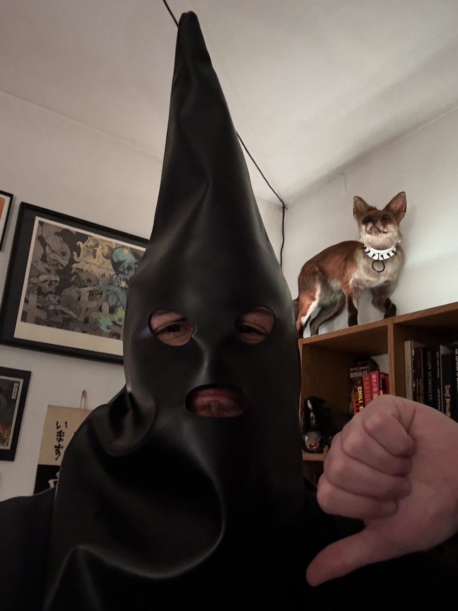 Il est nul ce costume de fantôme