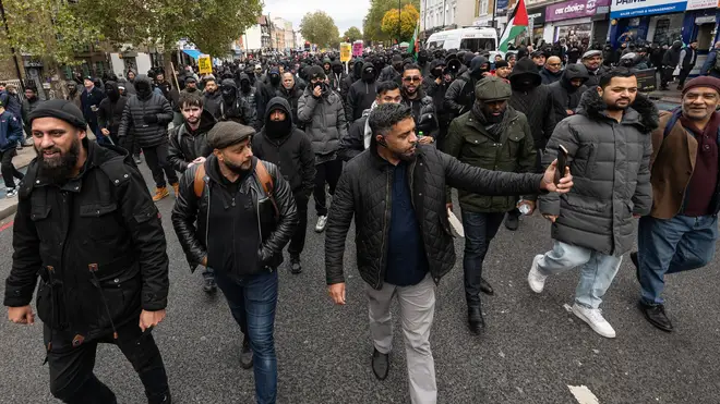 Oh look, an ethnic skirmish in the capital of England, with the government running cover for the invaders. 

This is truly a sign of a flourishing multicultural society.

Note the soros funded placards and foreign flags, as per usual, hooray, I love living in this period.