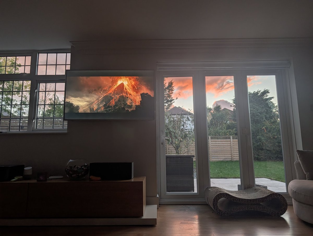 Marathoned The Lord of the Rings last two days. Great timing at sunset for the final act of the nine hour masterpiece, I seems I have Mount Doom ready to erupt in the back garden