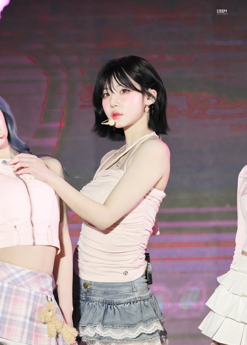 251019 HQ

#tripleS #트리플에스 #トリプルS
#トリプルエス #トエス
#NaKyoung #나경 #ナギョン