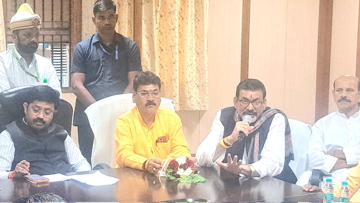 RK SINGH PATEL (Modi Ka Parivar) tweet media