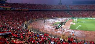 اكتر من 8 دقايق جمهور الاهلى بيهتف لحد الهدف الاول 
أربع حروف كتبوا الأنجاز 
هو أهلى أهلى الأعجاز 
بطولاتة تزيد بطولاتة تزيد
و النسر يحلق عالى لفوق 
فاكرين رادس  فاكرين جروا
فاكرين الأهلى ف اليابان
جمهوره معاه و فى أى مكان 
أهلاوى أرفع راسك فووووووق 
🦅❤️
#يلا_يا_اهلي 
#الاهلي