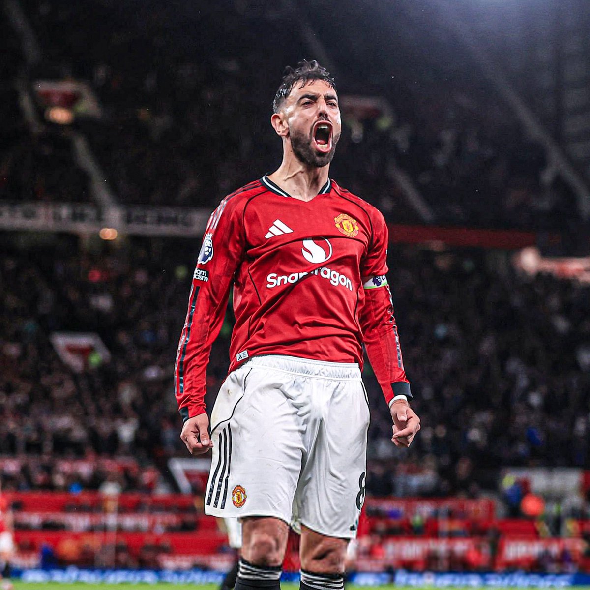 AbsoluteBruno's tweet image. Bruno Fernandes is a ridiculous footballer man, history will remember you fondly hermano