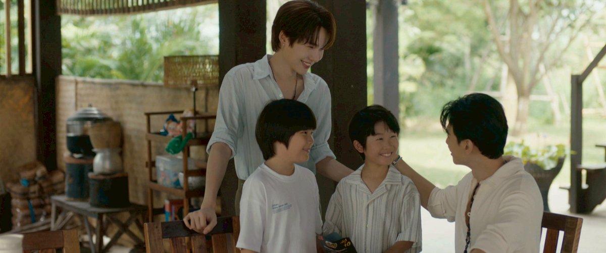 EP 12  
พี่ภีมเขม หวานมากกก 10/10 เซอร์ไพรส์ สิงห์ เสือมาก คือน่ารักครอบครัวสุขสันต์ 🎉

ชาญเจต รอบที่ 2 แล้วนะที่ช็อคกับคำพูดชาญ " ผมเป็นเกย์ครับ " จะบ้าา คือใจเย็นเด้อ 😂

แอบเสียใจนิด ๆ ไม่มีซีนเขมได้ คอนโดใหม่ รถยนต์ และ วันเข้าพิธีแต่งงาน แอบลุ้นตอนพิเศษ
#เขมจิราต้องรอดตอนจบ