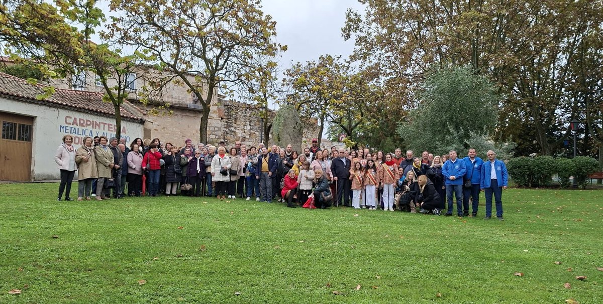 Terminamos la excursión cultural de este año en la que hemos visitado la exposicion de <a href="/Las_Edades/">Las Edades del Hombre</a> en Zamora esta mañana y una visita guiada a dicha localidad, por la tarde. Han asistido 108 personas miembros de nuestras Asociaciones.
<a href="/artgiho/">artGiho.Ysl</a> .
