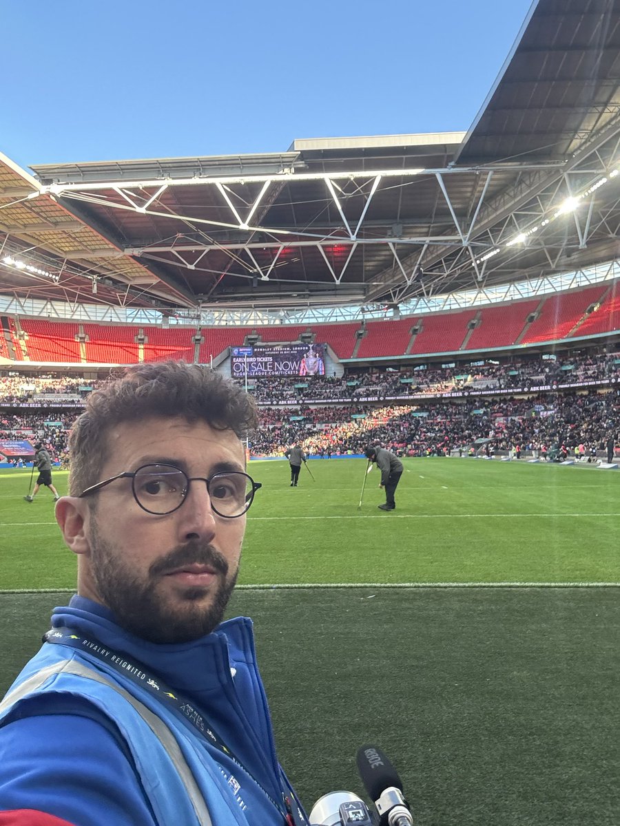 Pitchside_guy's tweet photo. Wembley Done.
A really challenging day. It’s a bear pit at these big events. 100 other people who want to be the same place you do. Glad I got to experience it as an insignificant extra before the challenge cup final next year ⚜️ https://t.co/GZrUlgXihm