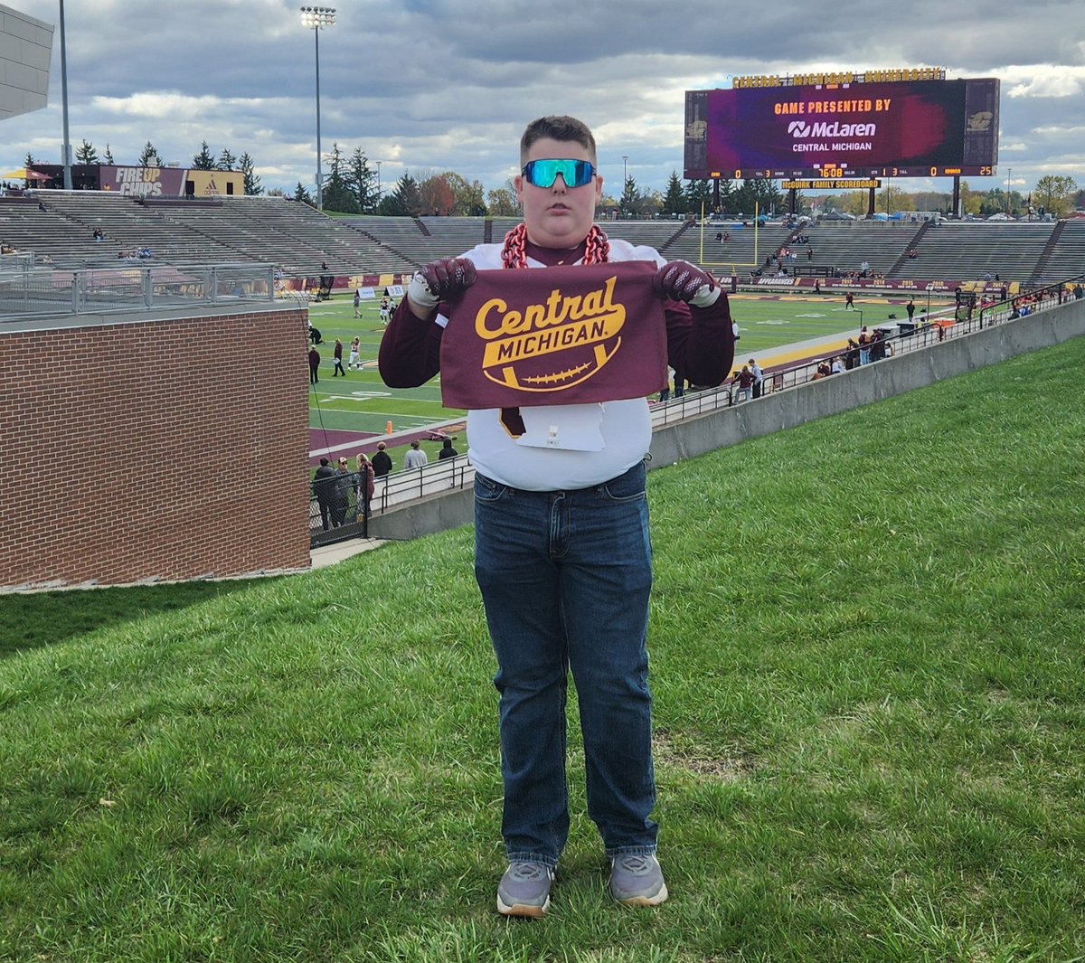 FIRE UP!!!!! <a href="/CMU_Football/">Central Michigan Football</a>