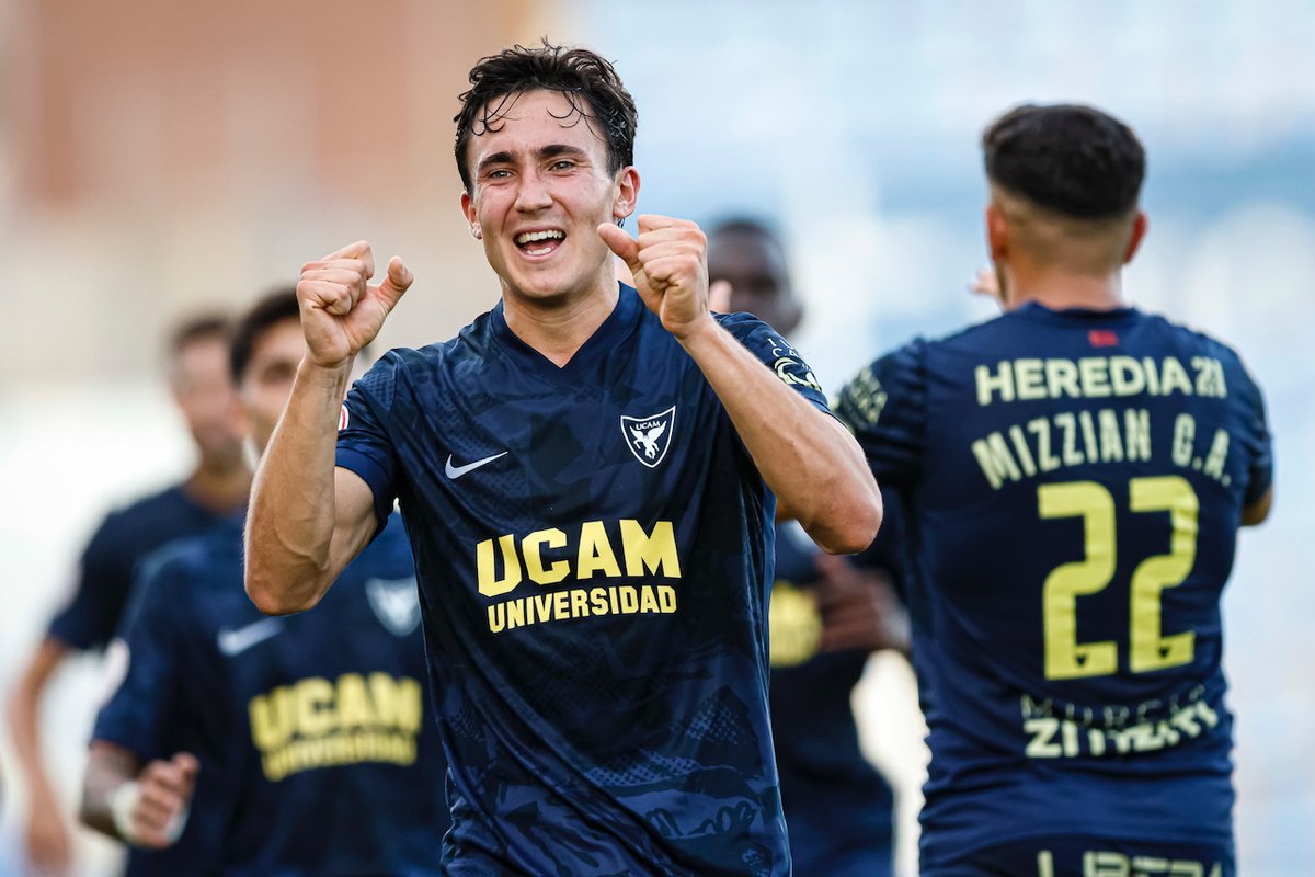 UCAMMurciaCF's tweet photo. 📰 La Crónica del #UCAMMurciaEstepona. 

✍️🏻 'El UCAM Murcia CF no baja el ritmo (2-0)'

🔗https://t.co/RUL5bF9vQs

⭐️ Partido 𝐈𝐛𝐞𝐫𝐢𝐚 𝐕𝐢𝐭𝐚𝐞 https://t.co/oLqnKZ2JYc