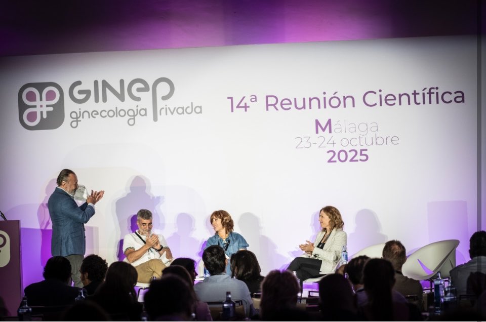 Hay que cuidar la vulva y esto empieza por la autoexploración. Solo viendo, palpando , anotando y preguntando al profesional sanitario encontraremos la solución a nuestro dolor vulvar por atrofia en la menopausia.