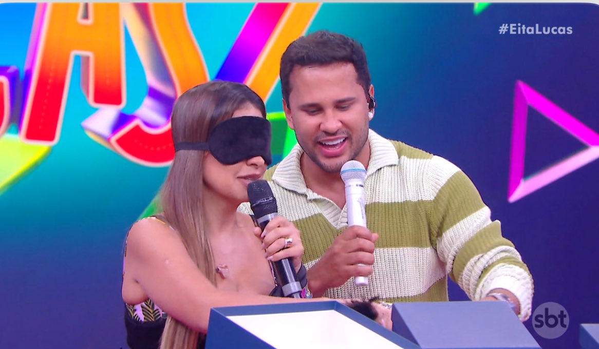 alexandregodoy1's tweet photo. Simone Mendes no #eitalucas divertindo a galera https://t.co/fIUTjlwzkN